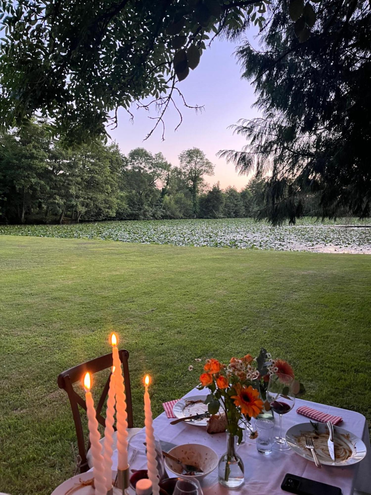 Bed and Breakfast Abbaye De Blanchelande Neufmesnil Esterno foto